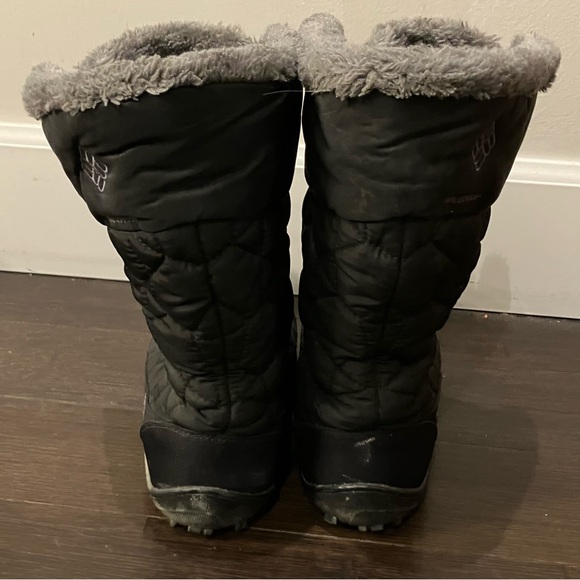 Columbia black winter boots.  200gram.  Waterproof.  EUC! - Picture 11 of 11